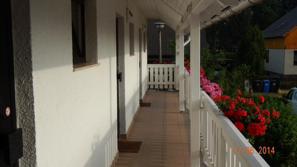 Pension Geranienhof Stahnsdorf エクステリア 写真